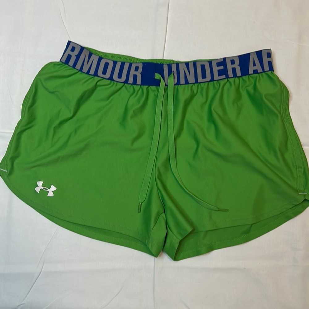 Women's UA Play Up  Shorts